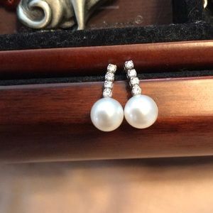 Real pearl dangle earrings from ex boyfriend